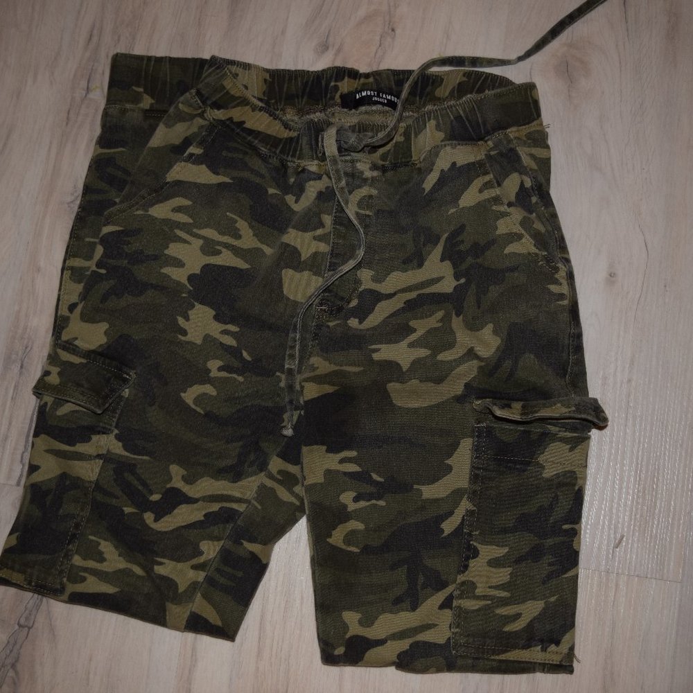 camo joggers
